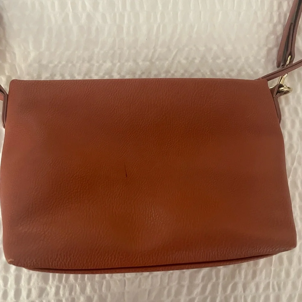 Universal Thread Crossbody Bag Deep Orange w/Adjustable Strap & Gold Details, OS